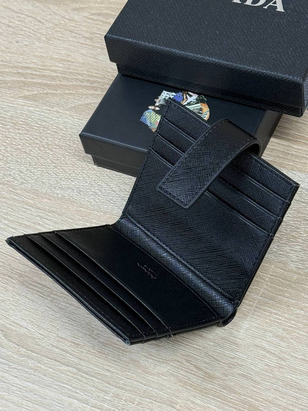 Визитница Prada