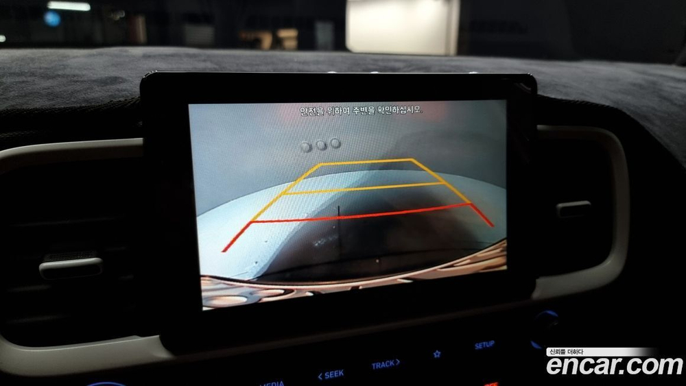 Hyundai Venue 1.6 Fluxe (09.2019)