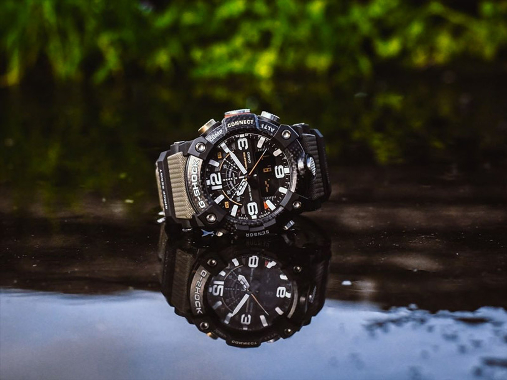 Часы Casio GG-B100-1A3