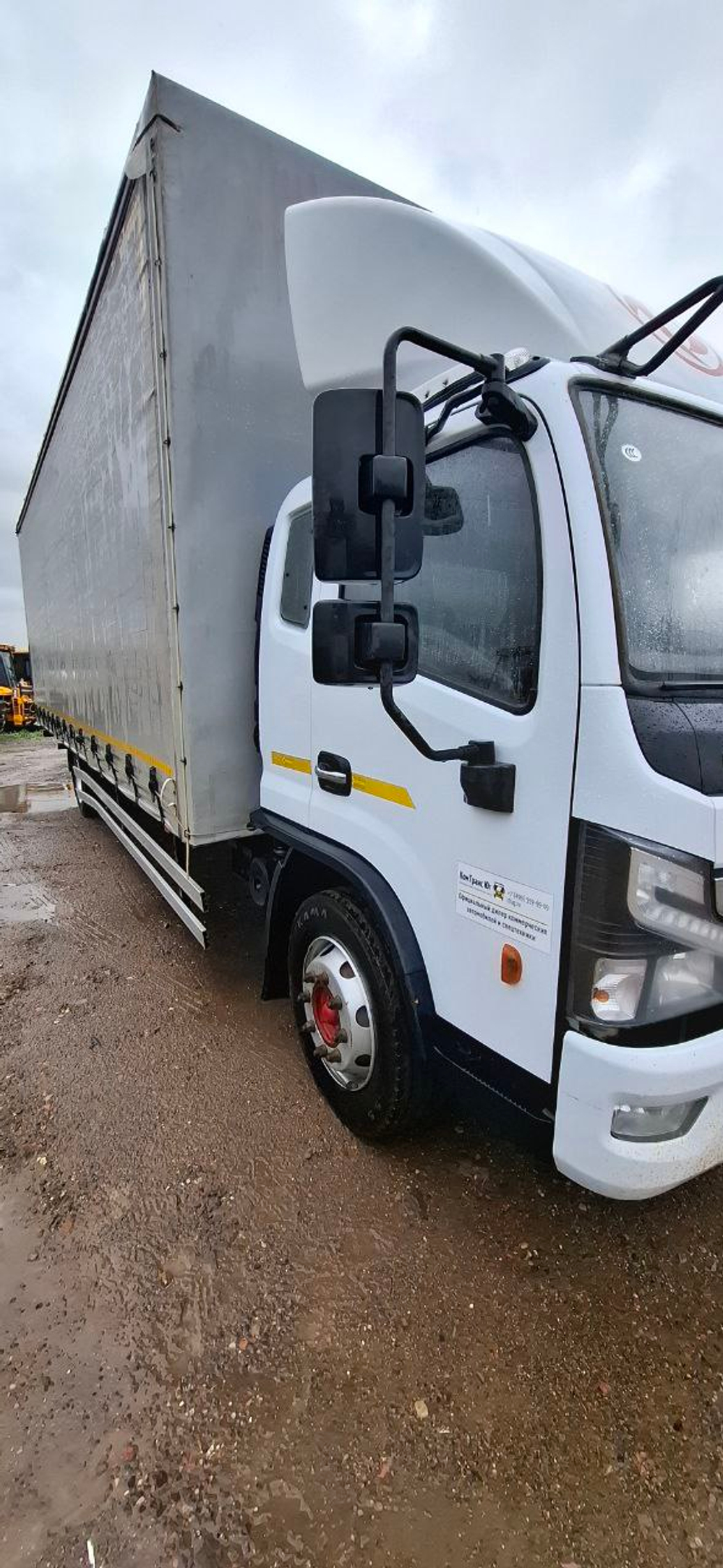 РусТрак 5389* на шасси Dongfeng C120 Бортовой (Евроборт) 5389C2-03 (Бортовой, Дизельный, 3,8 л, 166