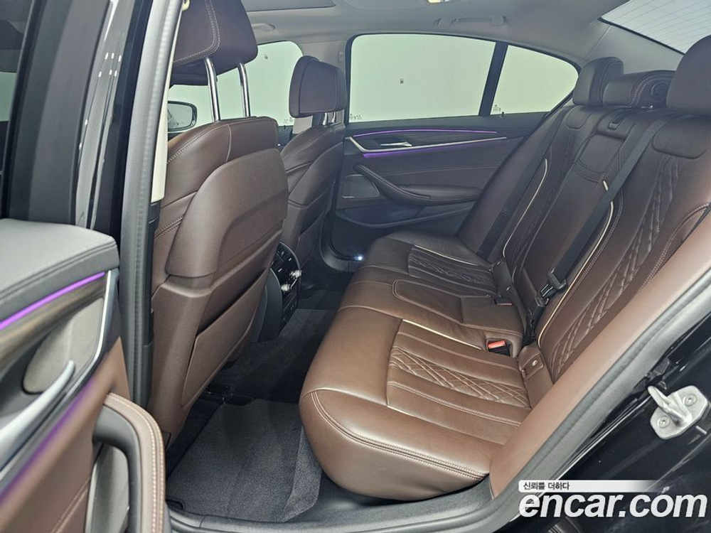 BMW 5 Series (G30) 530i xDrive Luxury (11.2020)