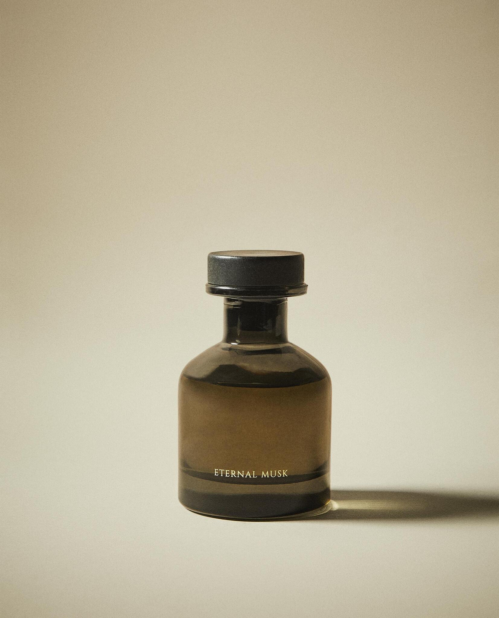 Zara Home ETERNAL MUSK REED DIFFUSERS — ароматический диффузор с тростниковыми палочками, Вечный Мускус, 120 мл