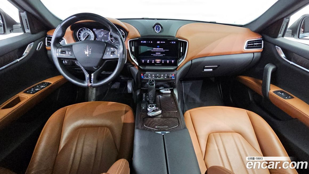 Maserati Ghibli 2.0 (03.2022)