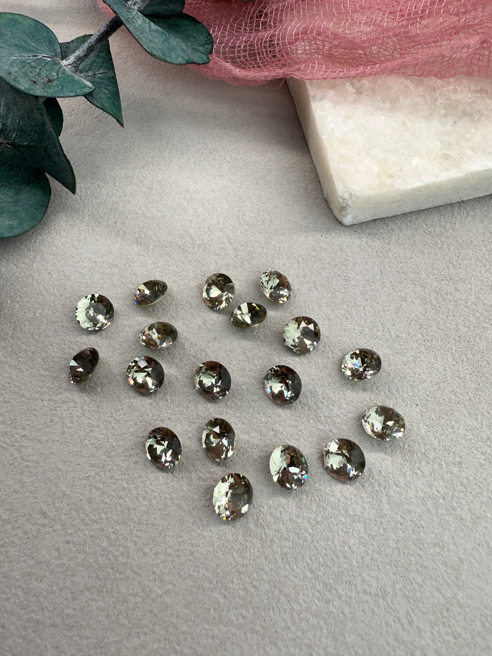 Шатон Chatone 8 мм (ss39), Black diamond