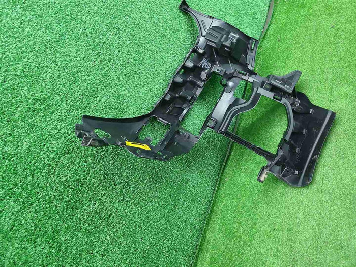 Кронштейн перед. бампера BMW X5 G05 18-23 M-paket