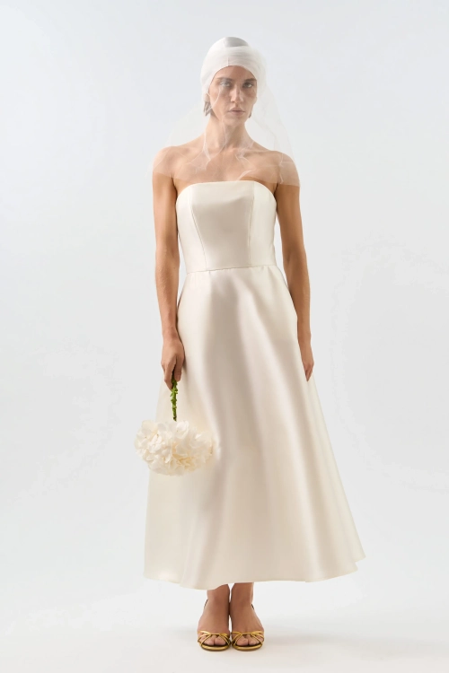 Платье миди с лифом бандо