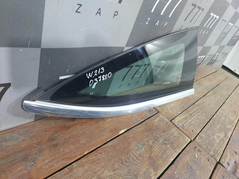 Стекло боковое правое MB C-Class (C205) Coupe 14-21 Б/У Оригинал A2056703012