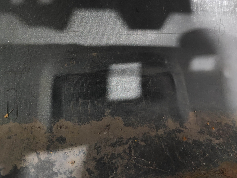 Бампер задний Toyota Land Cruiser 200 07-15 Б/У Оригинал 5215960956