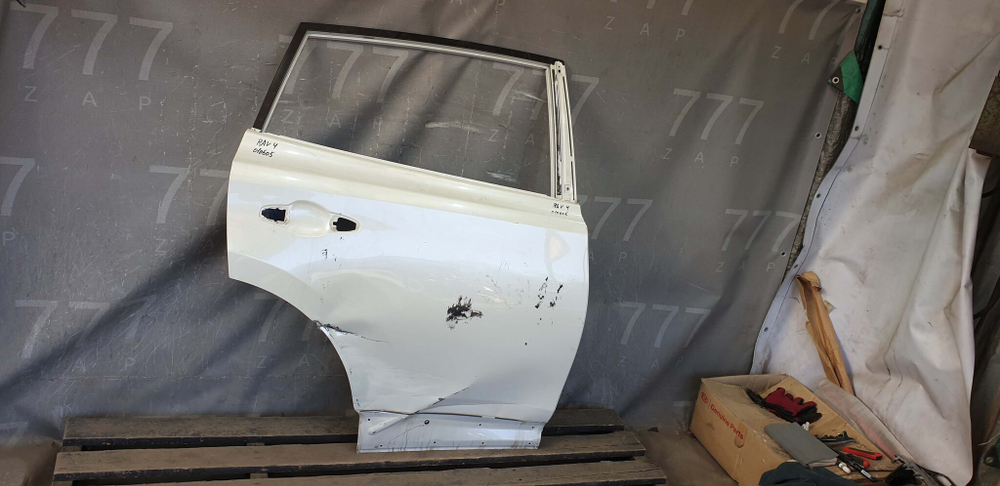 Дверь задняя правая Toyota RAV4 IV (XA40) 12-19 Б/У Оригинал 6700342180