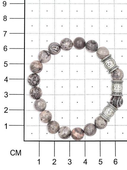 Браслет из натуральной серой яшмы с рунами Кеназ, Перт, Манназ - Самореализация на размерной сетке