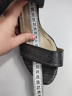 Босоножки Tofa на высоком каблуке 40 размер