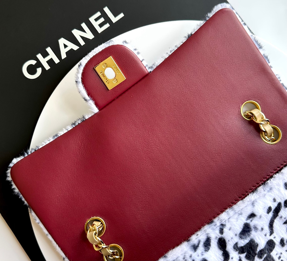 Chanel Classic 11.12 Handbag 25 cm