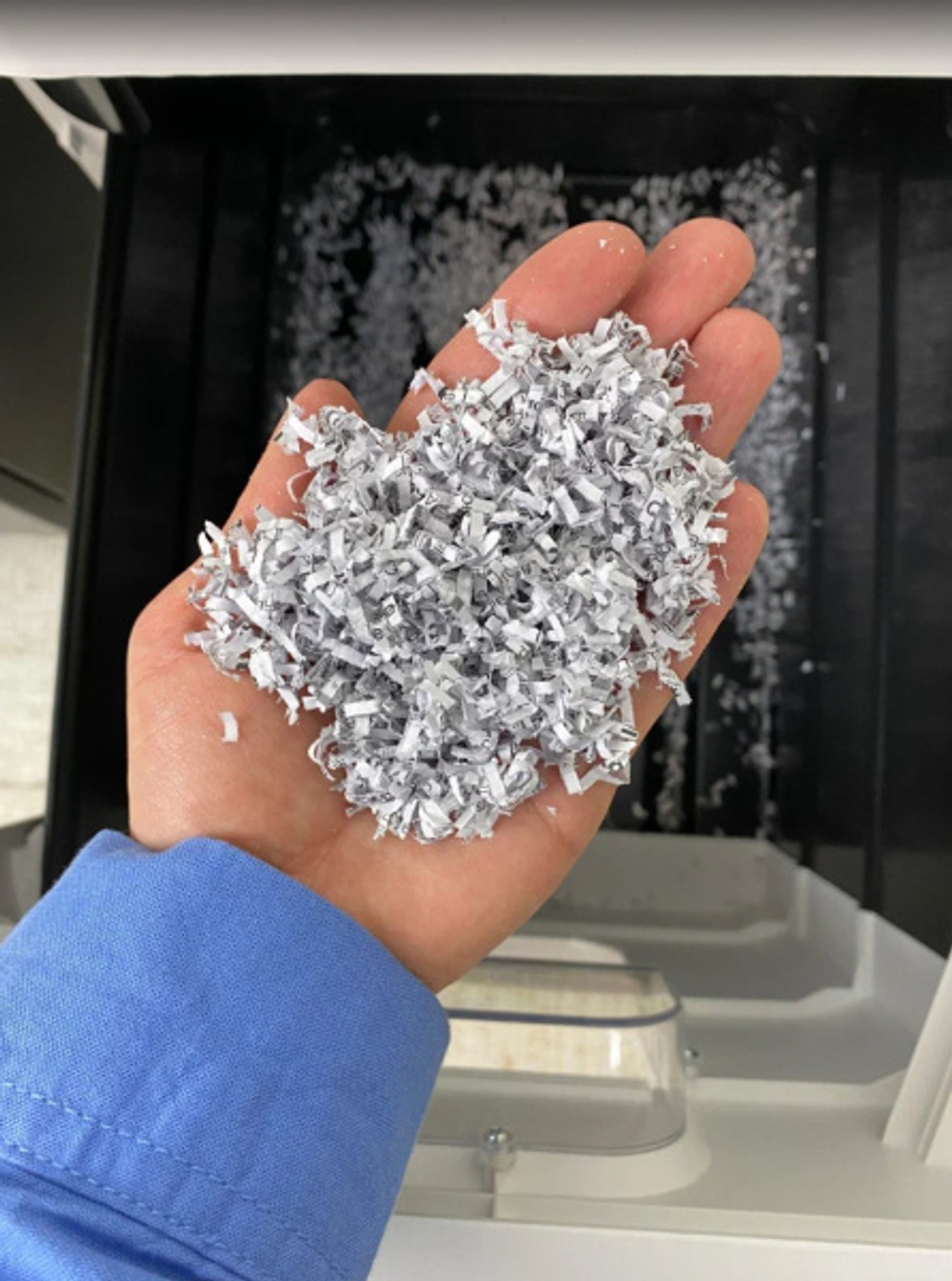 Уничтожитель бумаг ГЕЛЕОС АП37-5