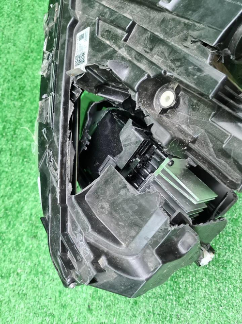 Битая Фара левая Geely Monjaro (2021-н.в.) LED