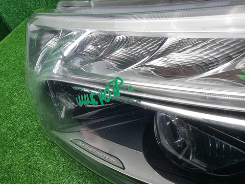 Фара левая Mercedes V w447 (2014-н.в.) LED