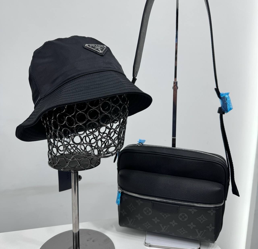 Панама Prada