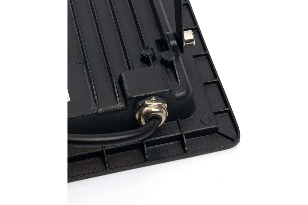 Прожектор LED SFL90-70 IP65 70W 6400K черный SAFFIT