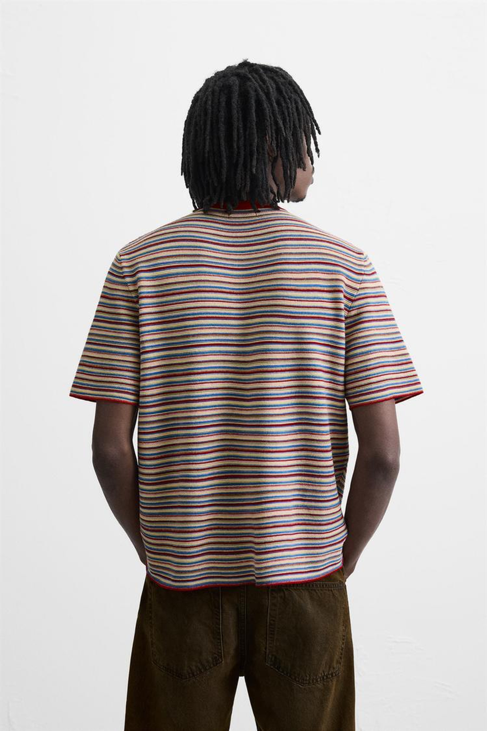 ZARA ТРИКОТАЖНАЯ ФУТБОЛКА В ПОЛОСКУ, РАЗНОЦВЕТНЫЙ