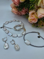 Комплект украшений авторский из культивируемого жемчуга "Принцесса! НЕТ! Королевна!". Колье и серьги.