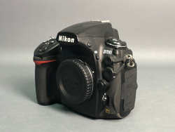 Nikon D700 320.000 кадров