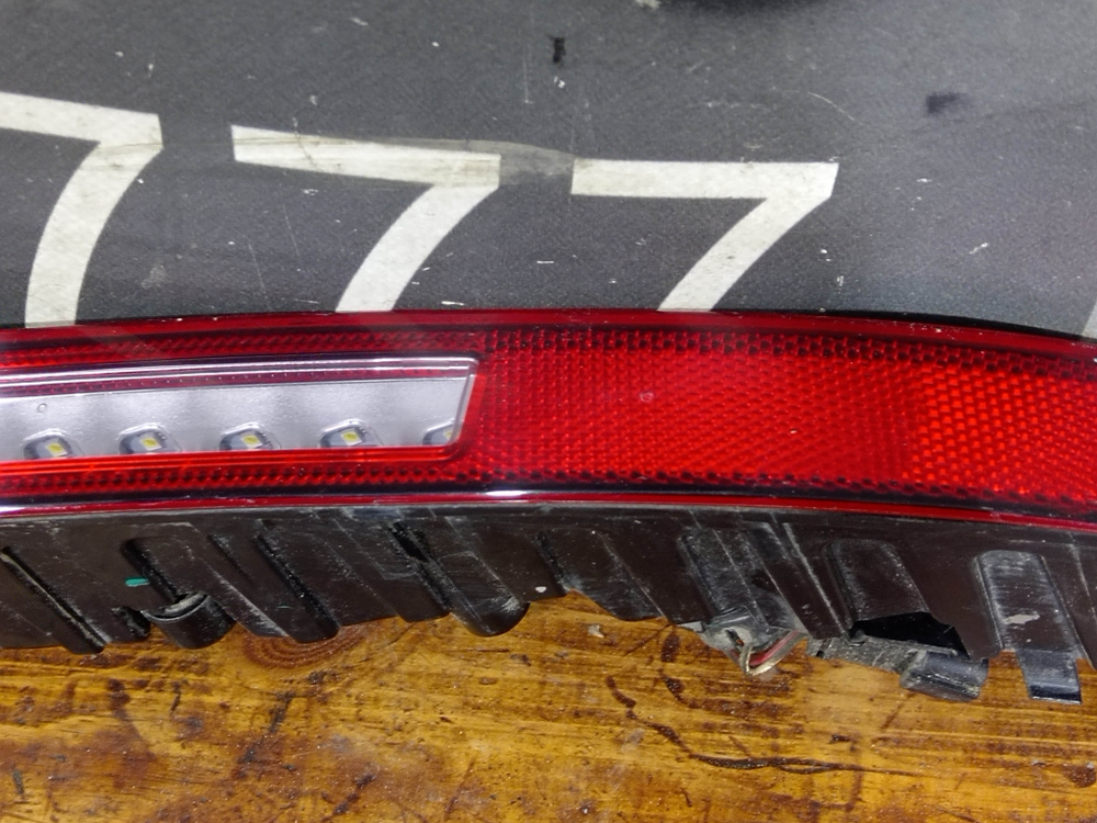 ПТФ задний правый Geely Atlas Pro 21-нв Б/У Оригинал 7054016700