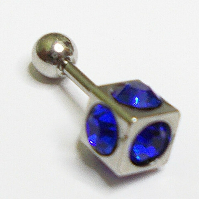 Микроштанга 8 мм для пирсинга ушей "Кубик". Медицинская сталь, синие кристаллы. 1 шт