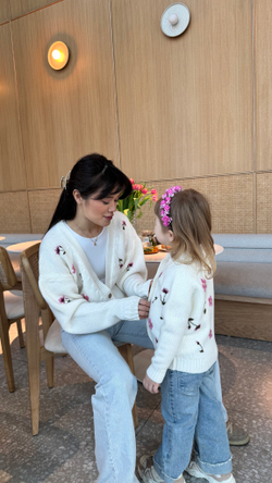 Кардиган с цветами детский