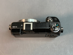 Sony NEX-6 kit 16-50mm 48.490 кадров, иногда заедает зум