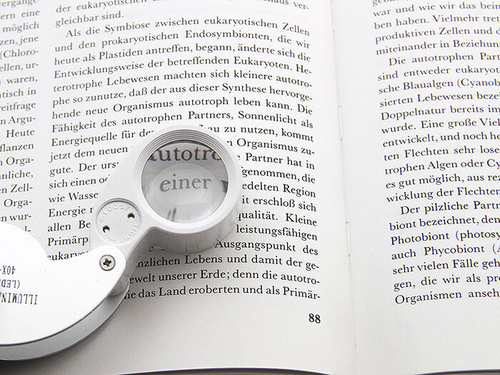 Лупа 21011 (диам. 25мм, 40х, складная, с LED подсвет., в футляре)