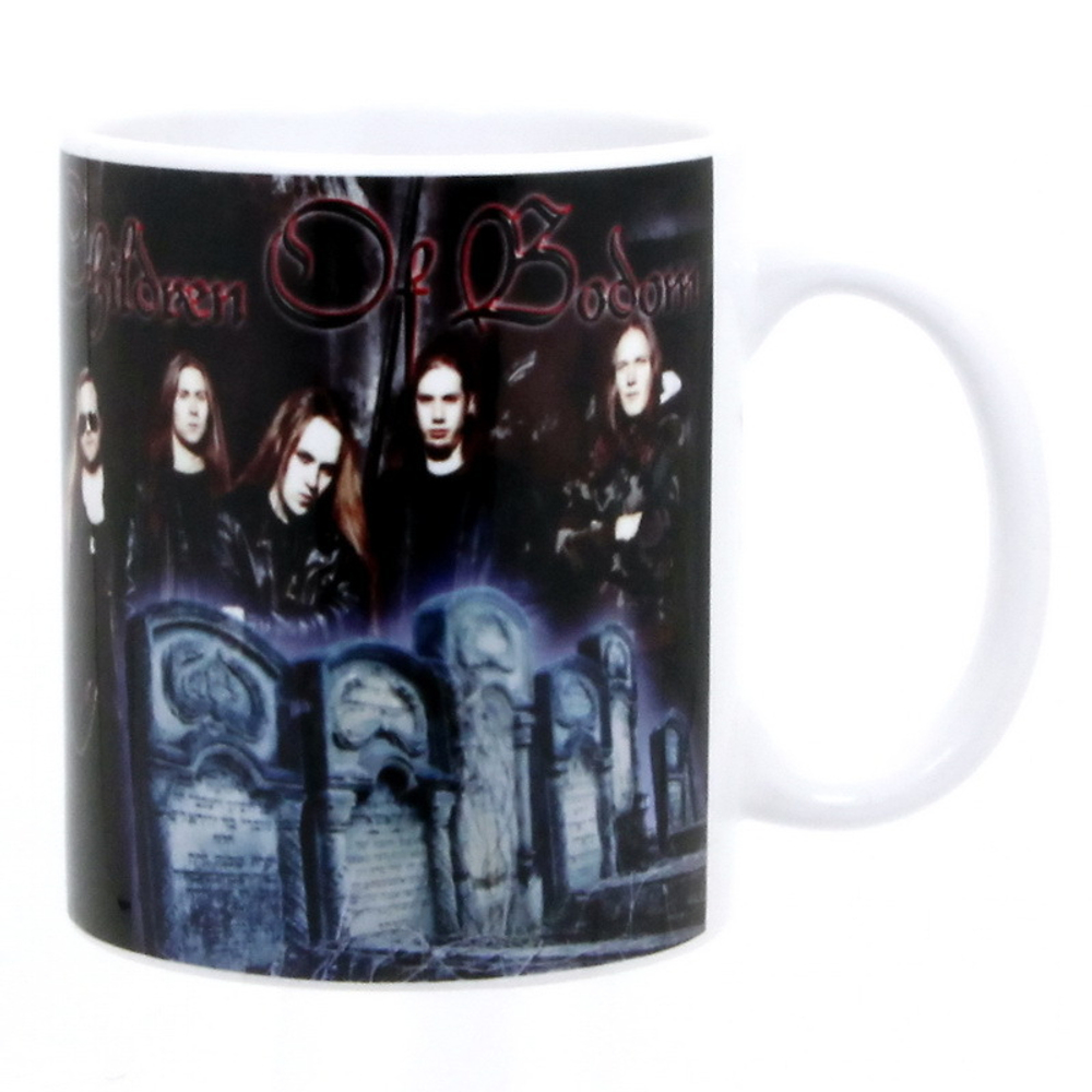 Кружка Children of Bodom ( группа над памятниками )