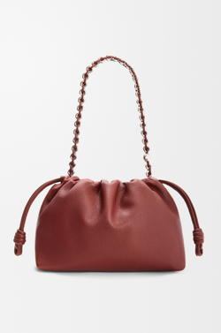 Loewe Сумка Flamenco среднего размера из зернистой телячьей кожи, красное дерево