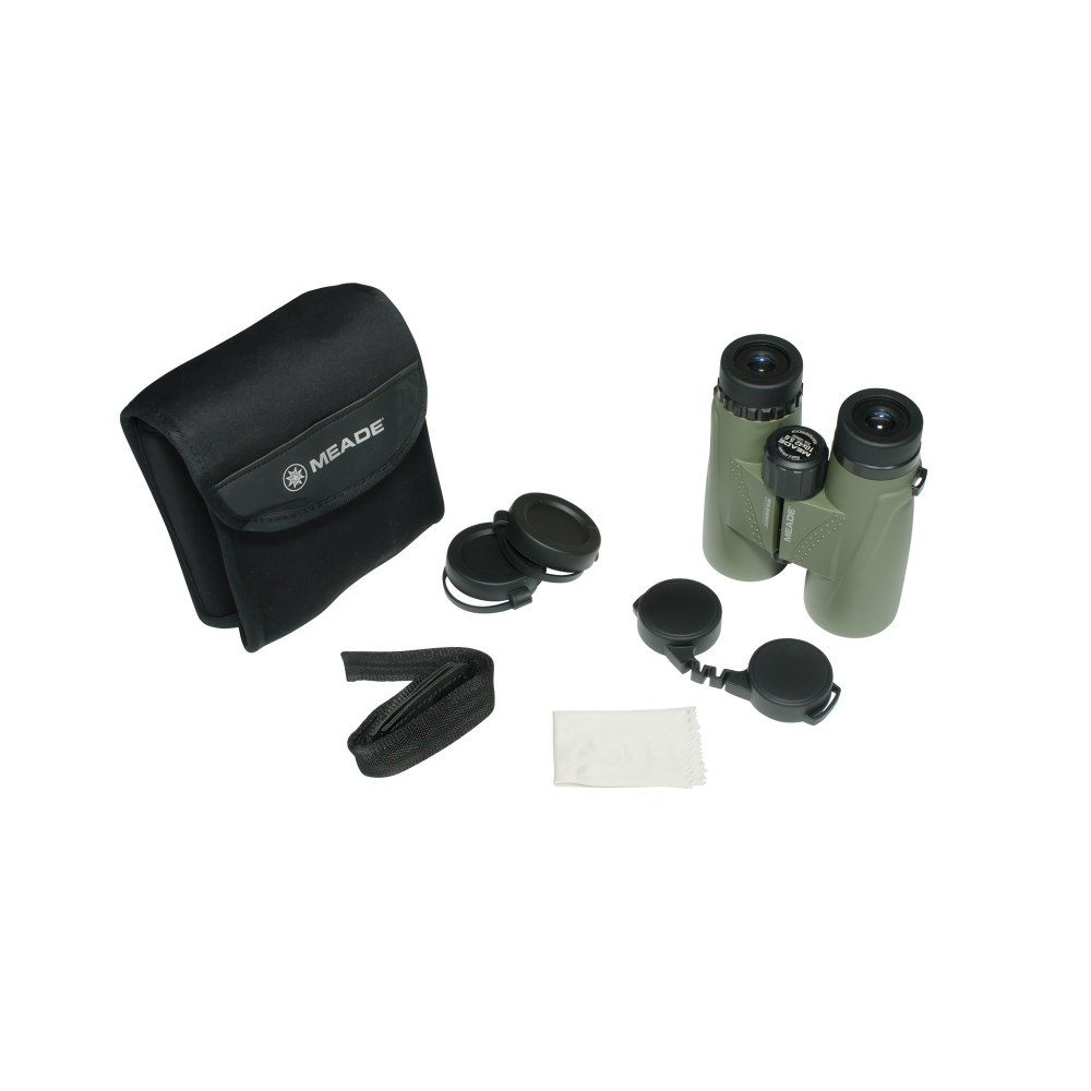 Бинокль Meade Wilderness 10x32 — комплект поставки