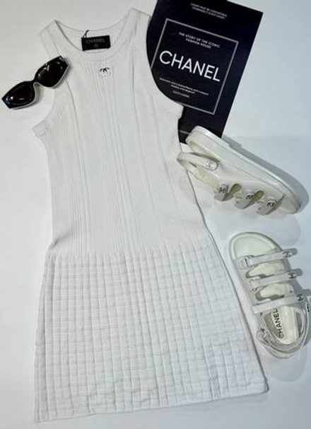 Платье CHANEL