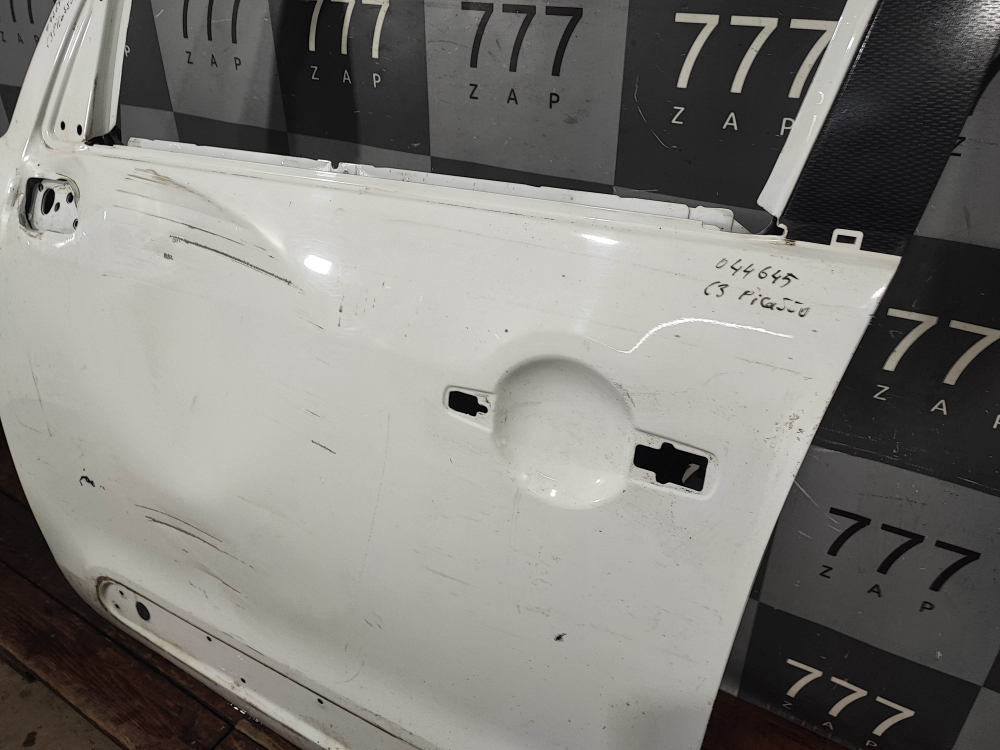 Дверь передняя левая Citroen C3 Picasso 08-17 Б/У Оригинал 9002AS