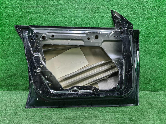 Дверь передняя левая Tesla Model Y (2020-н.в.)