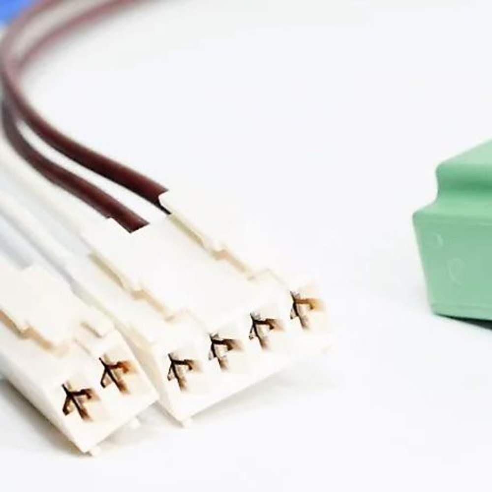 Датчик температуры - предохранитель для холодильника Атлант HB-2 2612679/ 6 контактов