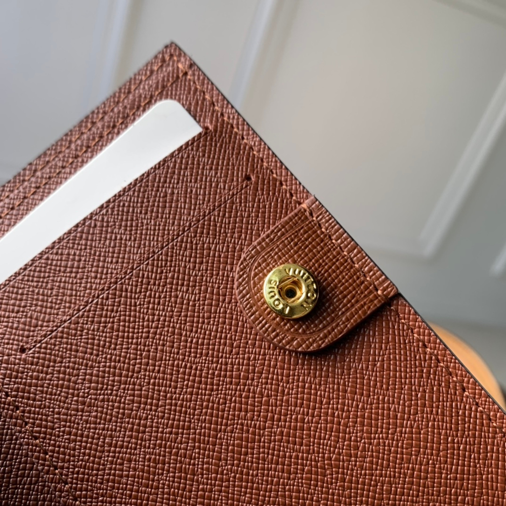 Louis Vuitton Lisa Wallet