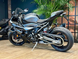 BMW S 1000 RR (2025)