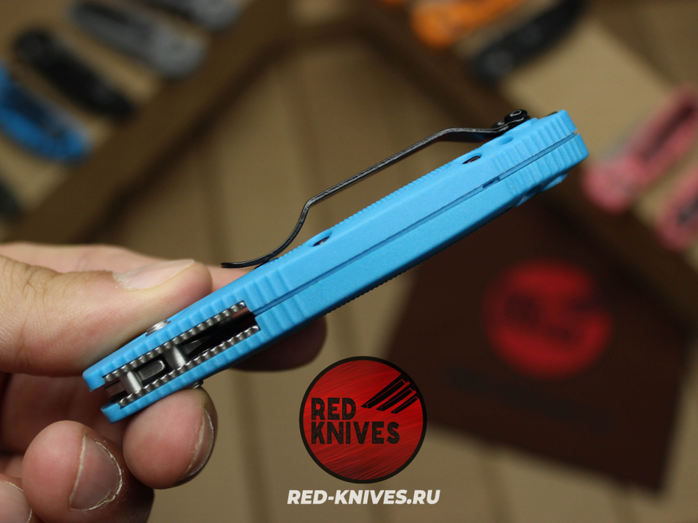 Нож Benchmade 556 Griptilian Mini - небесный нейлон, клинок стоунвош RK/Н38
