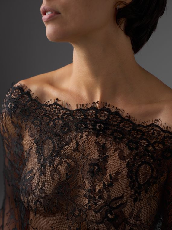 07-02 БРАК Кружево реснички (шантильи) широкое, 75 см, черный 170