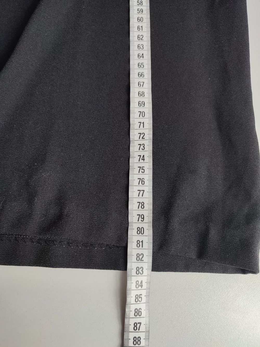 Платье Zara лаконичное 42 размер