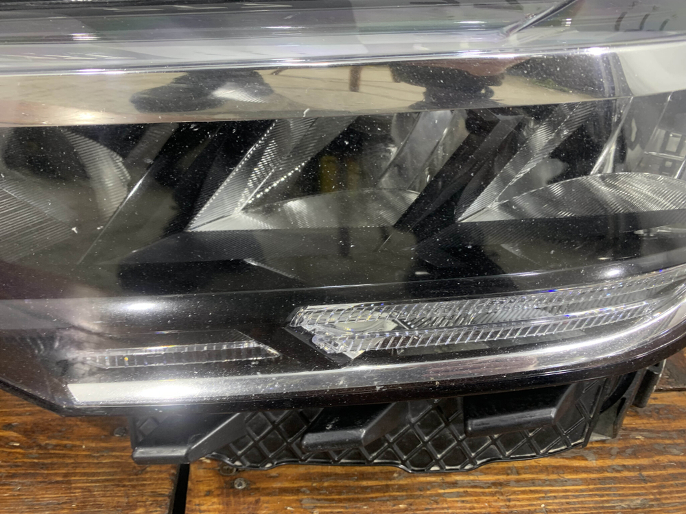 Фара левая LED Volkswagen Polo 6 20-нв Б/У Оригинал 6N5941005A