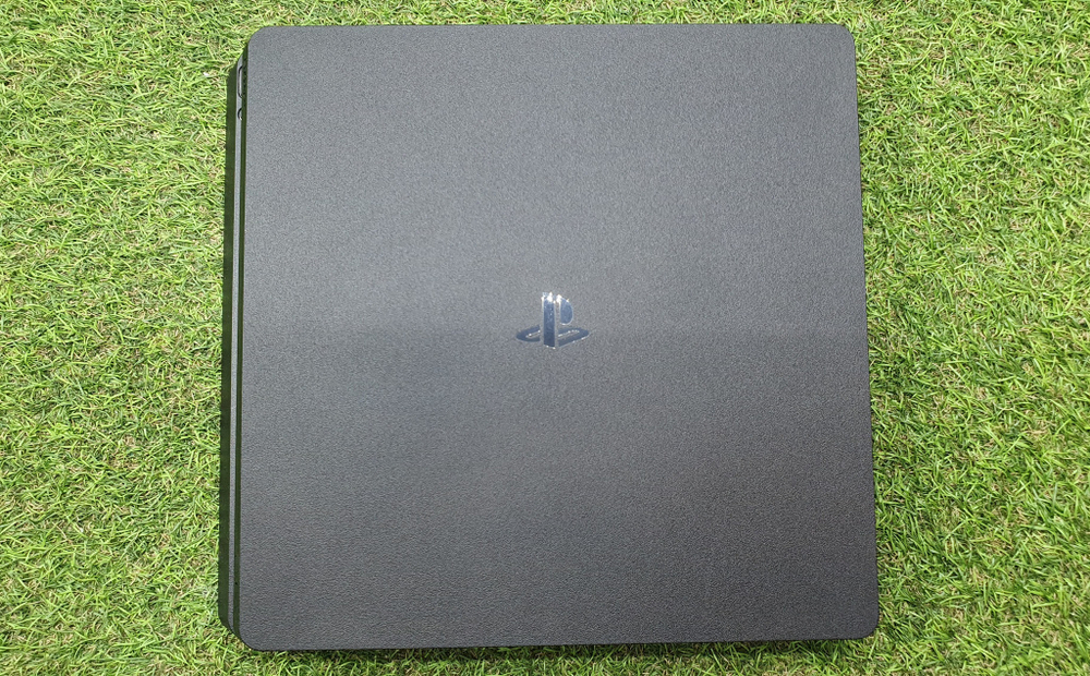 Sony PlayStation 4 Slim 1 Tb