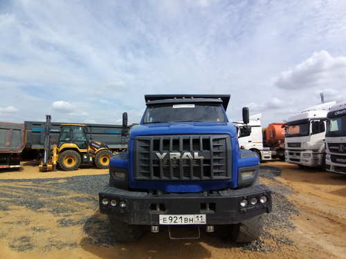 ПРОИЗВОДСТВЕННАЯ КОМПАНИЯ УНИВЕРСАЛЬНОЙ СПЕЦТЕХНИКИ 4679* на шасси Ural NEXT 5557 6x6 Самосвал 4679G