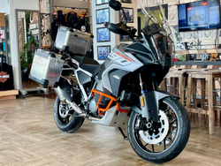 KTM 1290 Super Adventure S (2023)