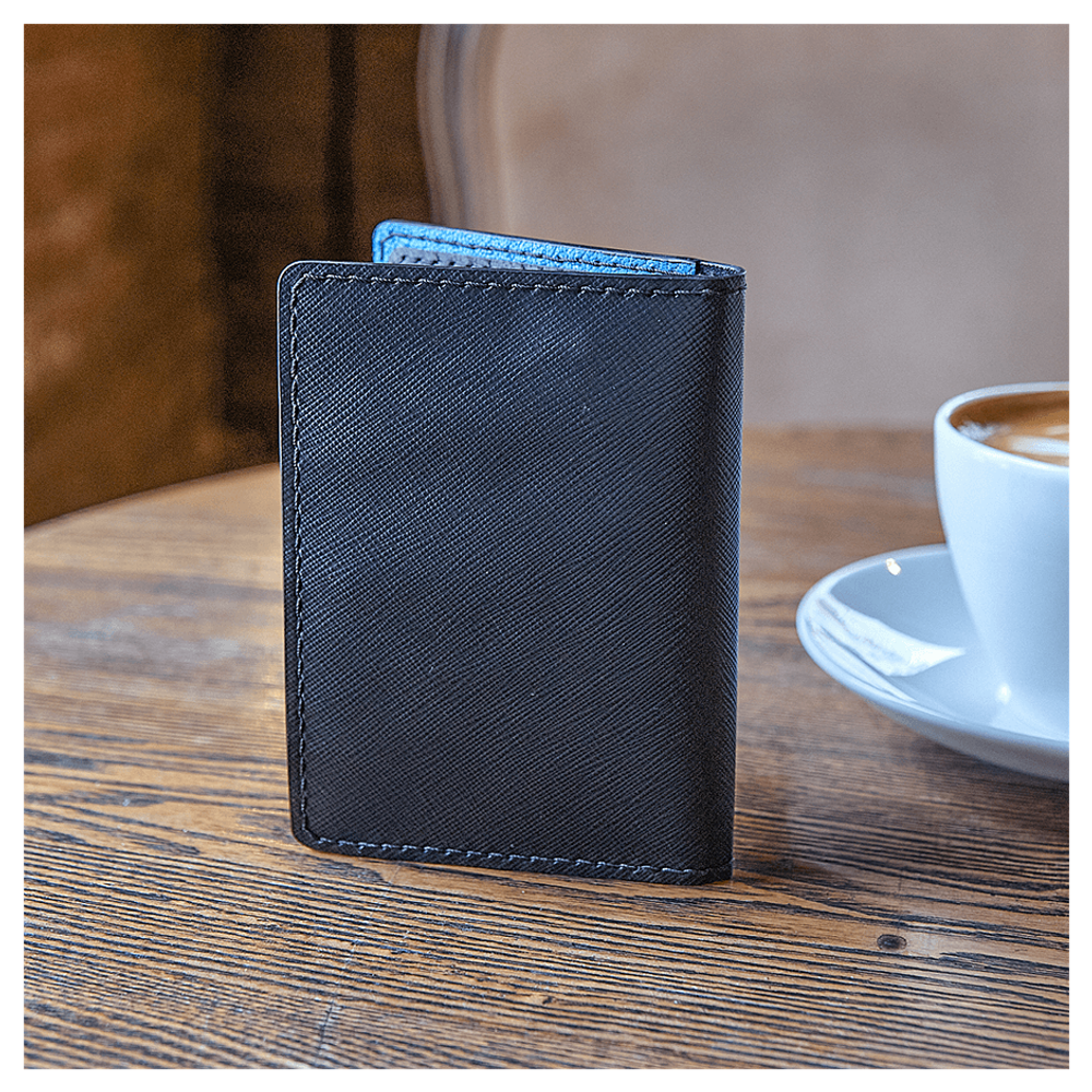 Кожаная обложка на паспорт «Шаманка» (фигура)