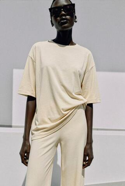 ZARA СТРУЯЩИЕСЯ БРЮКИ-ПАЛАЦЦО, ЦВЕТ СЛИВОЧНОГО МАСЛА