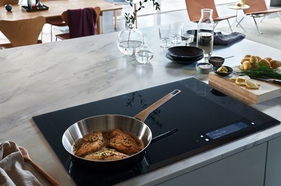 Индукционная варочная панель Electrolux EIS 7548