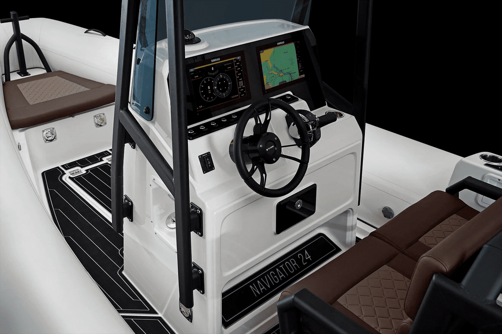 Лодка РИБ BRIG NAVIGATOR 24