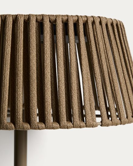 Уличный торшер Aldet на солнечных батареях бежевый, диаметр 46 см